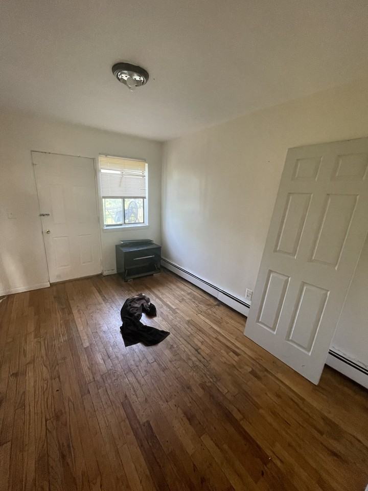 662 Sapphire Street #3 - Photo 2 of 6