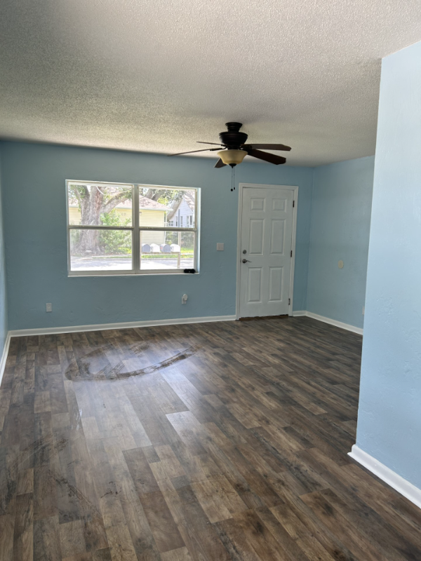 424 Daytona St #2 - Photo 2 of 9