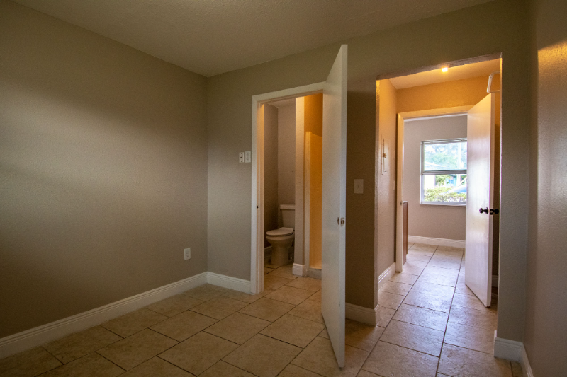 918 S Verona Ave #1 - Photo 3 of 4