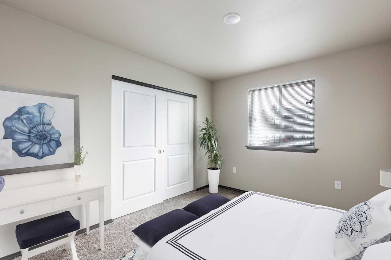 Pioneer Apartments - Photo 4 of 91