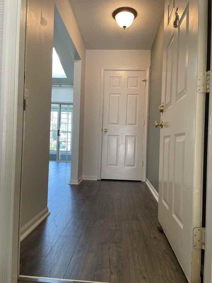 108 Prosperity Ave Se #E - Photo 2 of 22