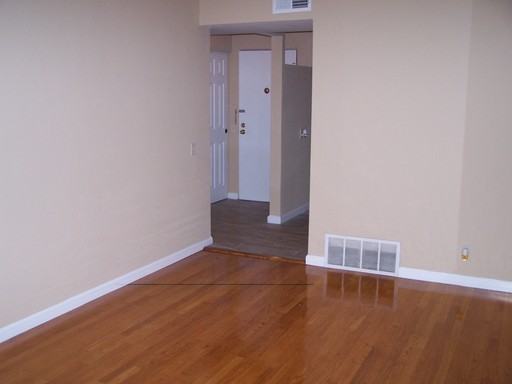 4604 Shrewsbury Ave #F - Photo 3 of 6