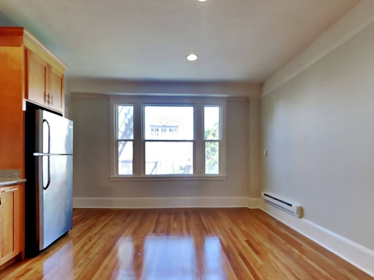 425 Hyde St. - Photo 5 of 11
