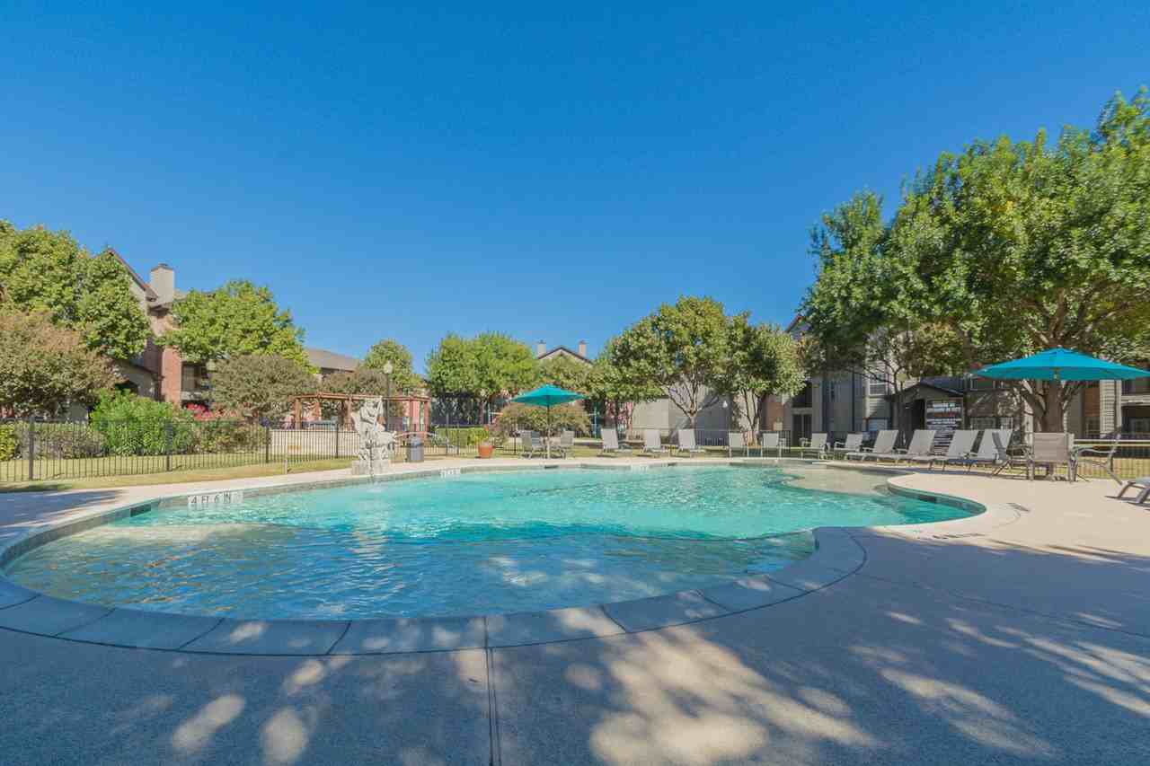 Fountains of Denton - Photo 5 of 50