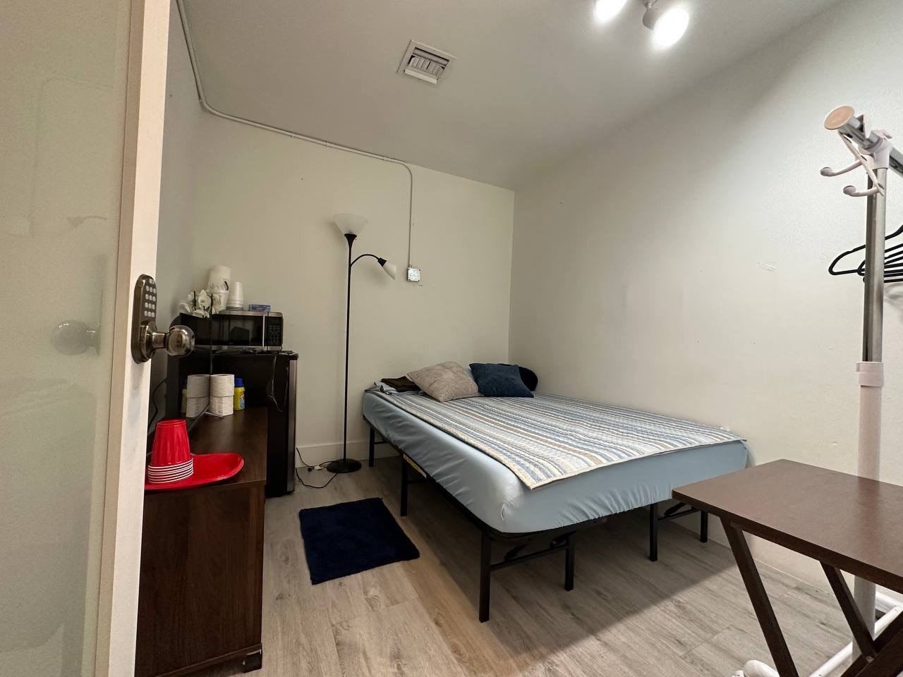 101 Arena Hostel Miami - Photo 2 of 3