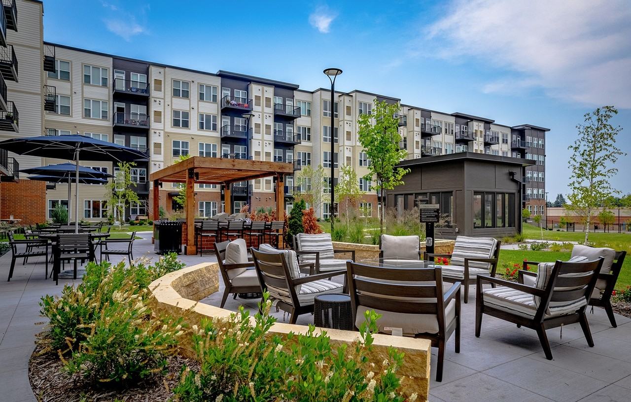 Legacy Commons at Signal Hills 55+ Apartments - Photo 5 of 29