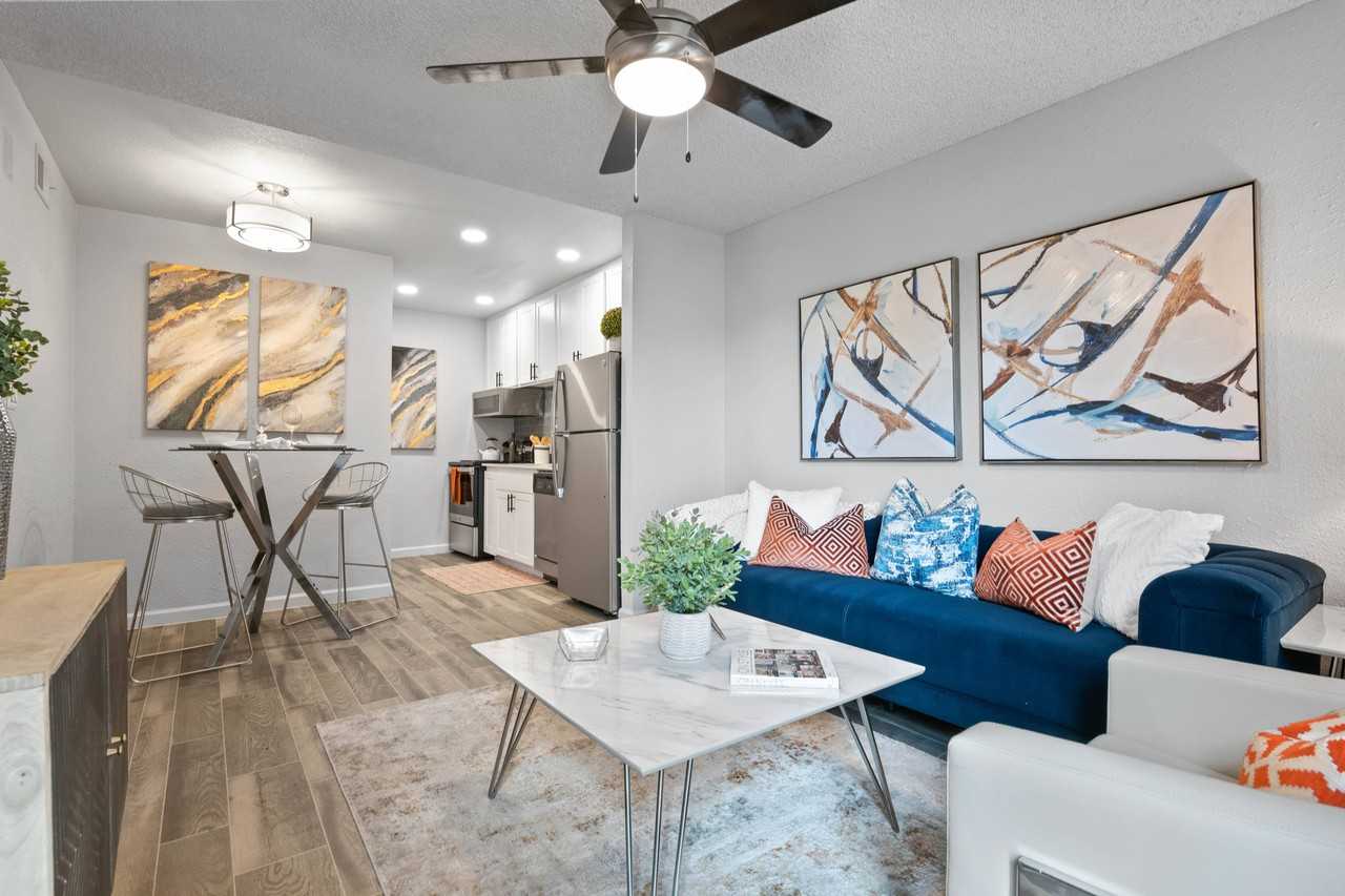 Delano Apartments - Photo 3 of 20