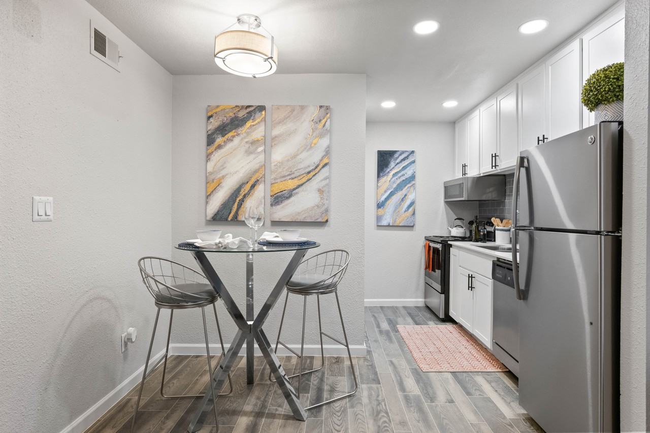 Delano Apartments - Photo 2 of 20