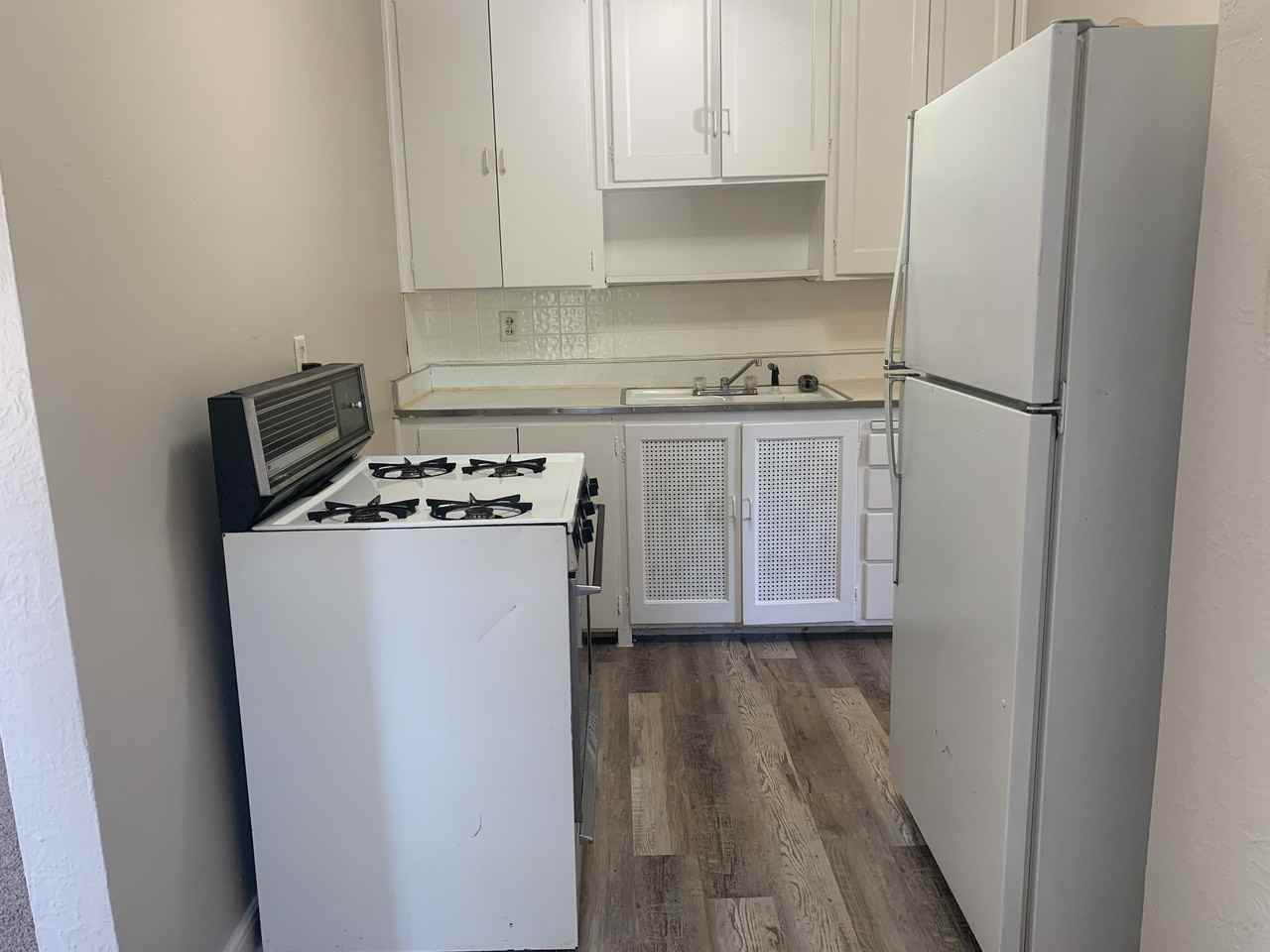 2317 West Kellogg Avenue #3 - Photo 5 of 11