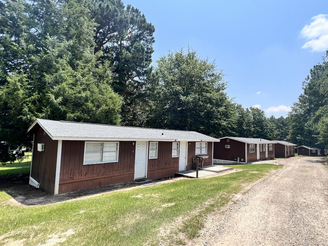 4224 56 1 1, Waynesboro, GA 30830 Studio Apartment for 850