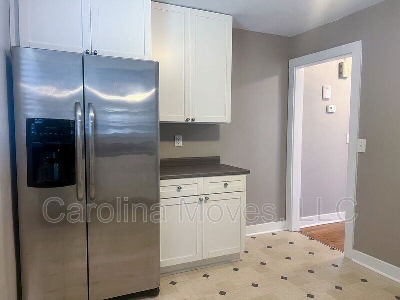 211 N Pliney Cir - Photo 5 of 17