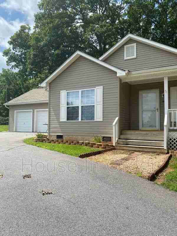 47 Deer Meadows Dr - Photo 2 of 20