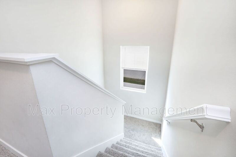 2302 Sw 23rd St - Photo 2 of 38