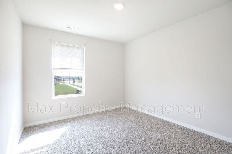 2302 Sw 23rd St - Photo 4 of 38