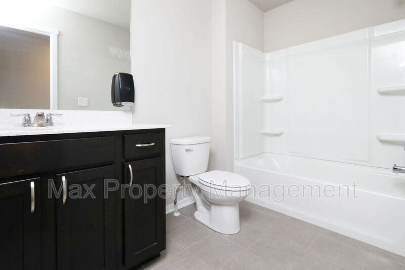 2302 Sw 23rd St - Photo 6 of 38