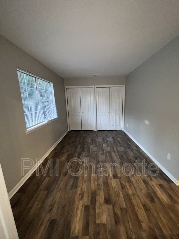 9007 Vicksburg Rd - Photo 6 of 18