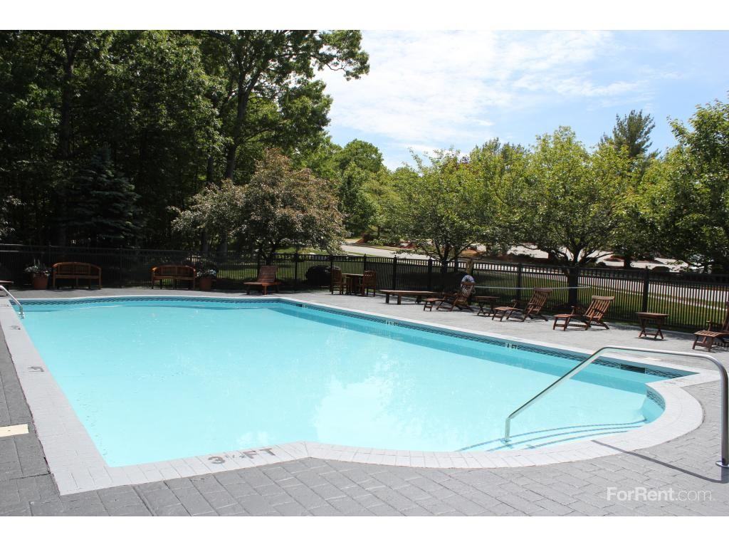 La Triumphe Apartments - Photo 3 of 19