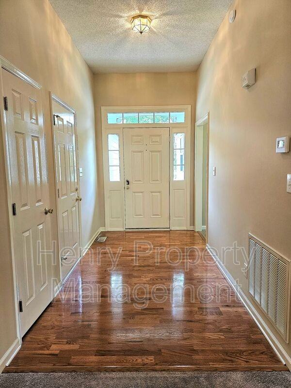 109 Gremar Dr - Photo 4 of 23
