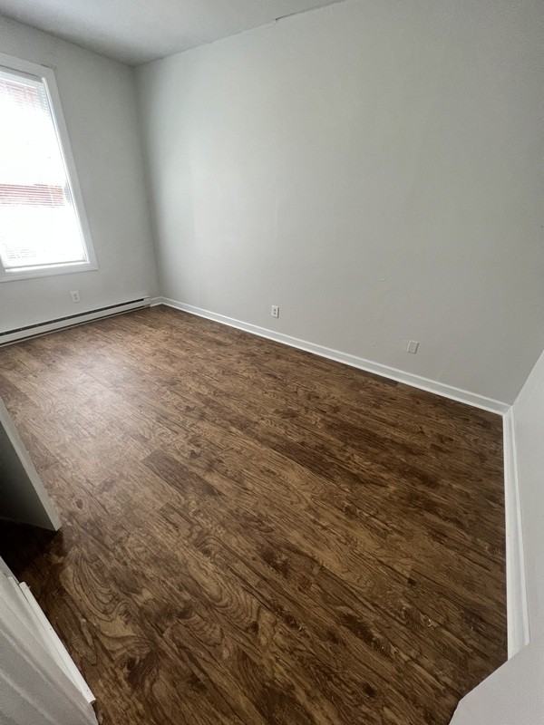 1018 Maplewood Ave #1 - Photo 5 of 7