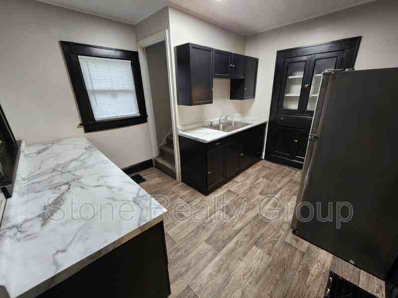 1321 South 19th Street - Photo 3 of 11