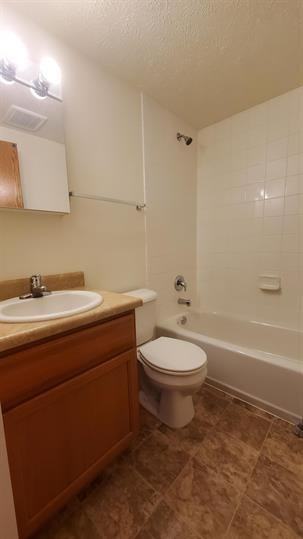 1330 F - Photo 3 of 6