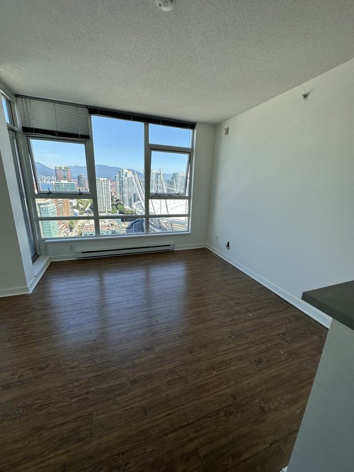 928 Beatty Street #3206 - Photo 3 of 13