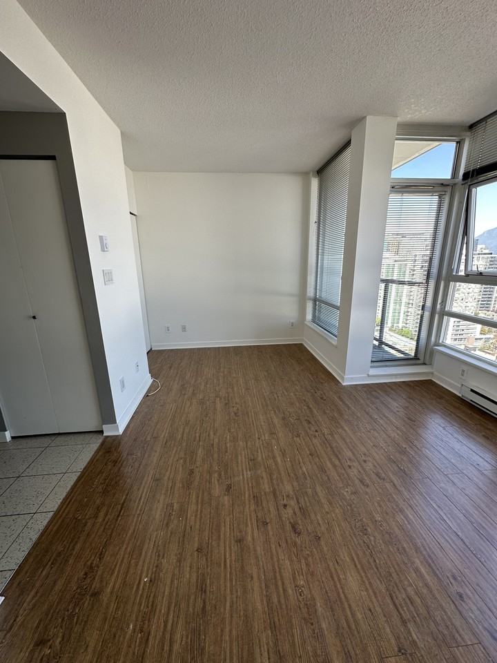 928 Beatty Street #3206 - Photo 2 of 13