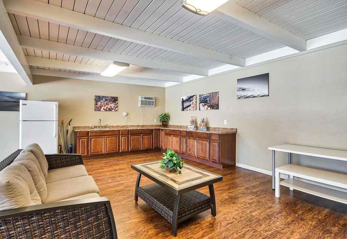 Fenway Apartments - Photo 6 of 28