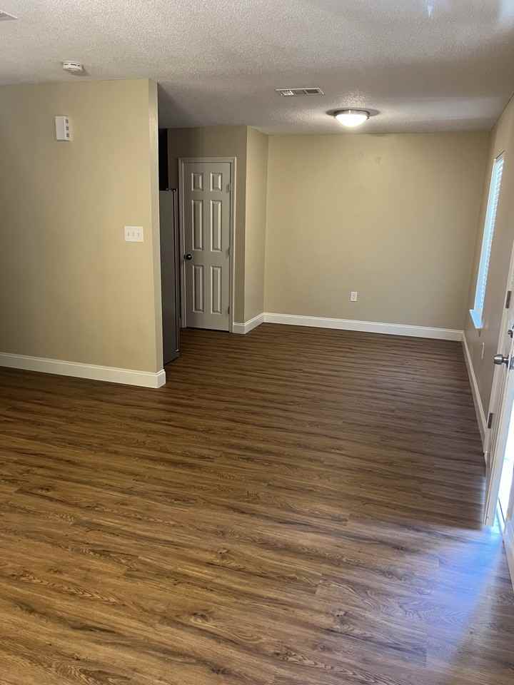 15313 W Hoffman Rd #E - Photo 7 of 7