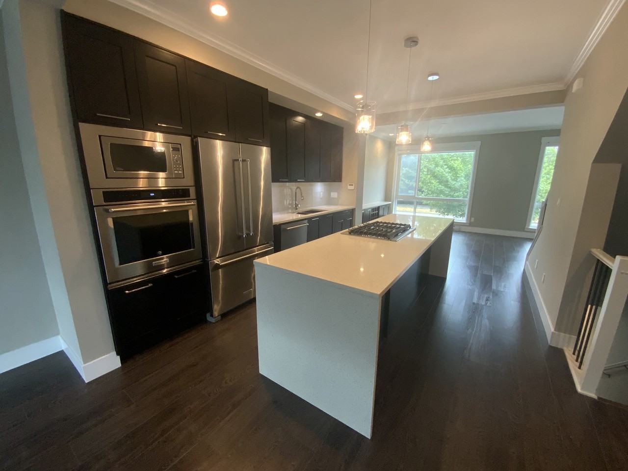 16488 64 Avenue - Photo 4 of 13