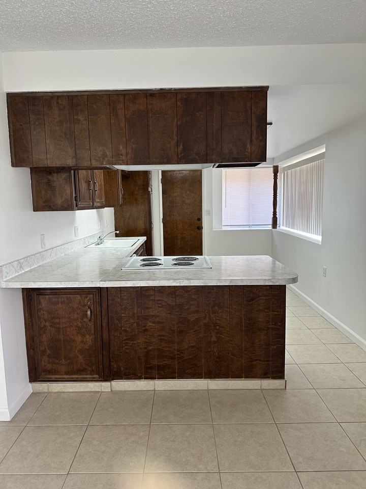 809 Baldwin Rd #A - Photo 3 of 12
