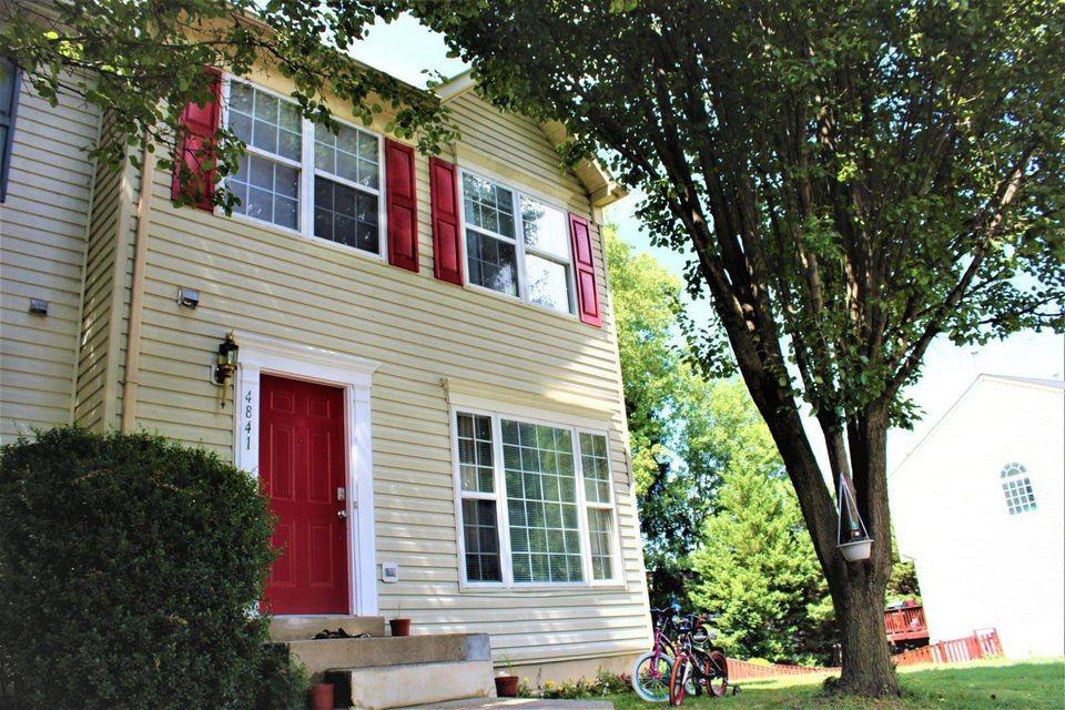 4841 Benecia Ln #4841 - Photo 2 of 17