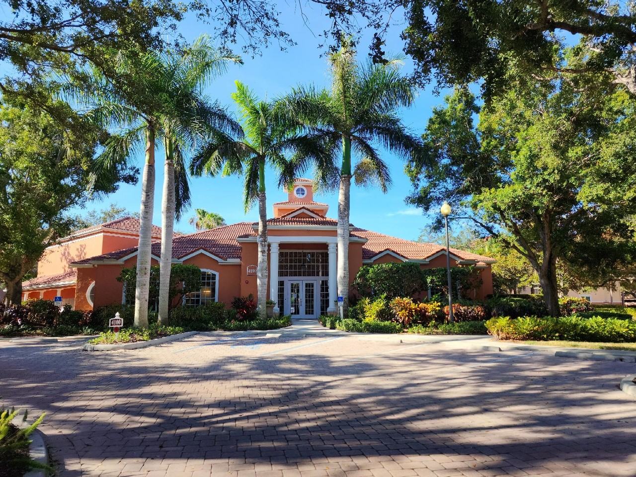 4114 Central Sarasota Pkwy #1114