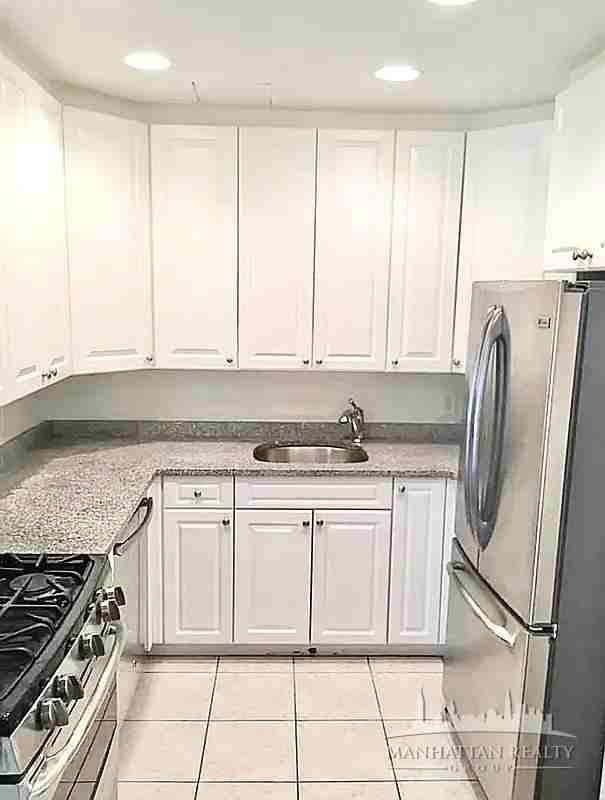 245-20 245-20 Grand Central Parkway #6D - Photo 3 of 7