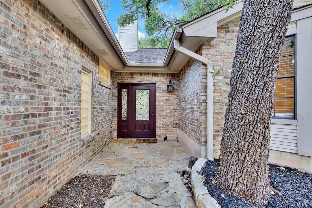 2120 Wychwood Dr #1 - Photo 2 of 39