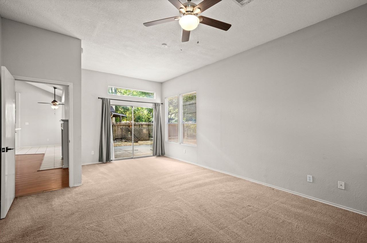 8113 Elkhorn Mountain Trl #1 - Photo 6 of 10