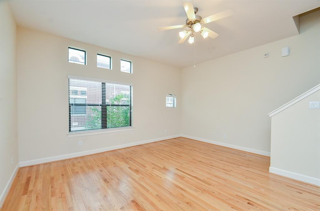 11315 Main St #1 - Photo 5 of 32
