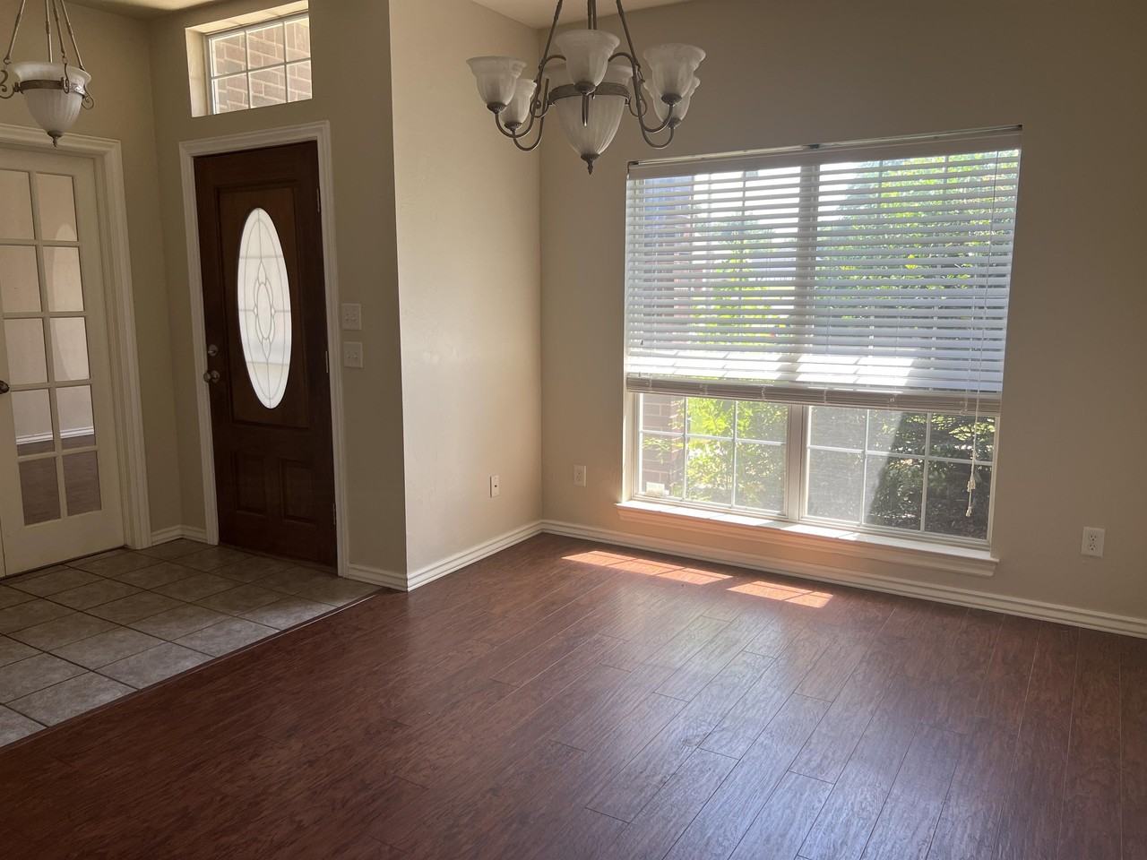 2321 Sw 94th St #1 - Photo 4 of 36