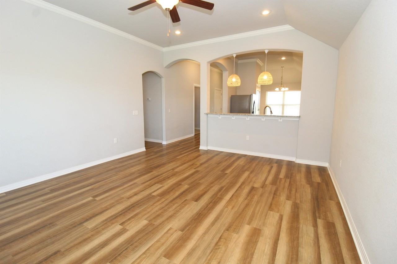 4418 W Divide Dr #1 - Photo 3 of 28
