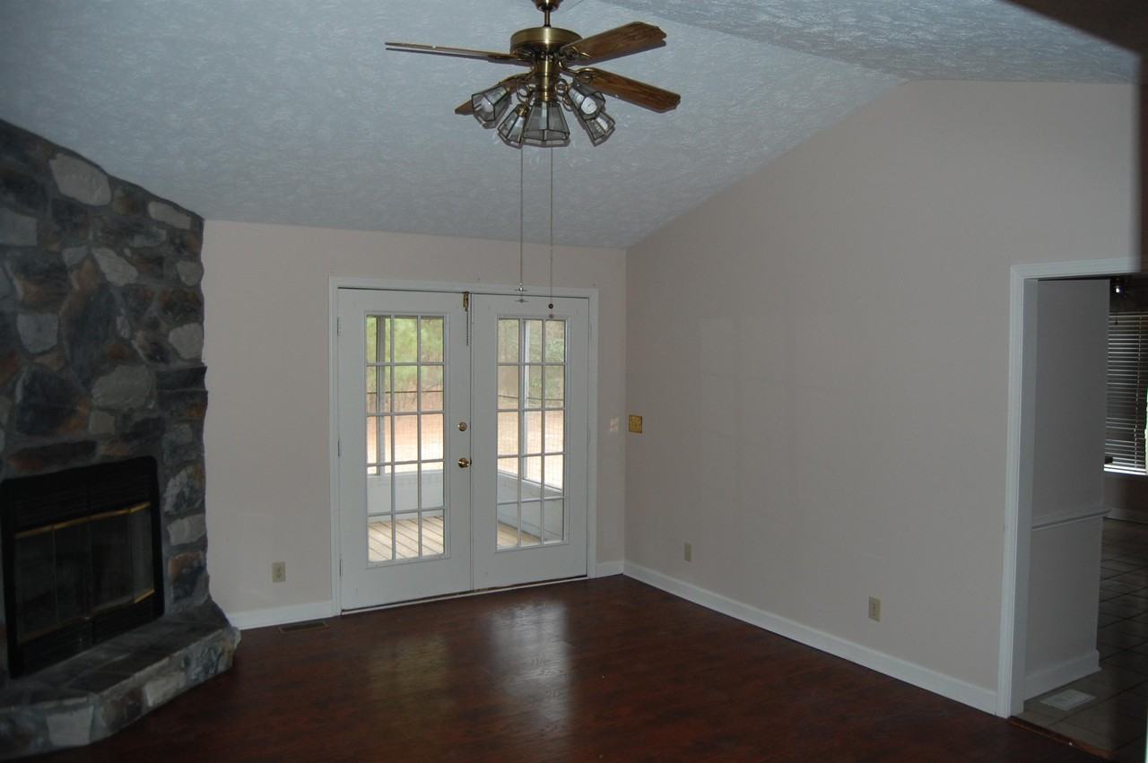 743 Warbler Pl #41 - Photo 3 of 10