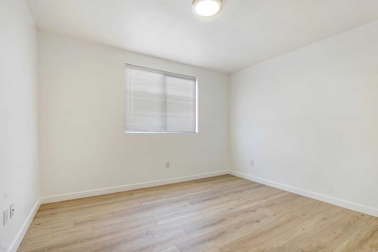 2439 Malabar St #2439 - Photo 6 of 31