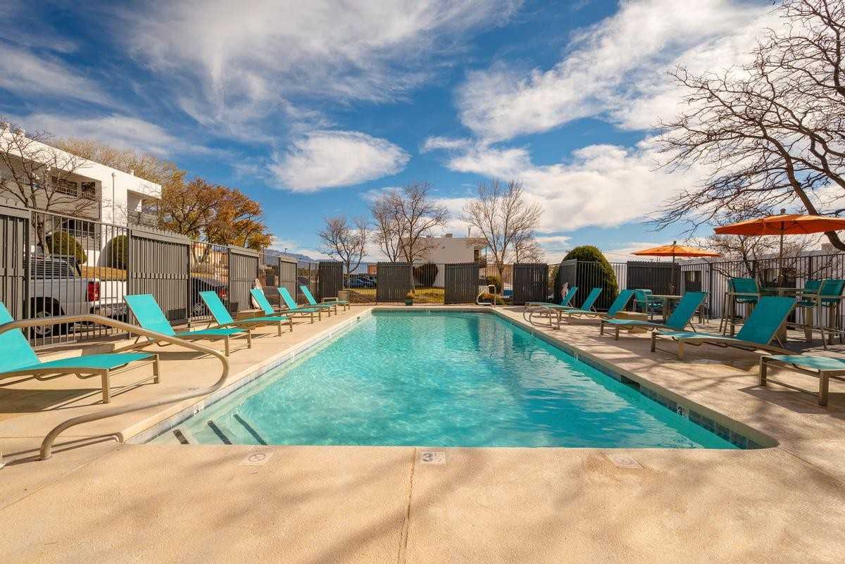 4816 Mcmahon Blvd Nw - Photo 3 of 28