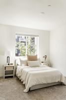 featured image of 1724 W 15th St