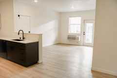 1724 W 15th St - Photo 1 of 1