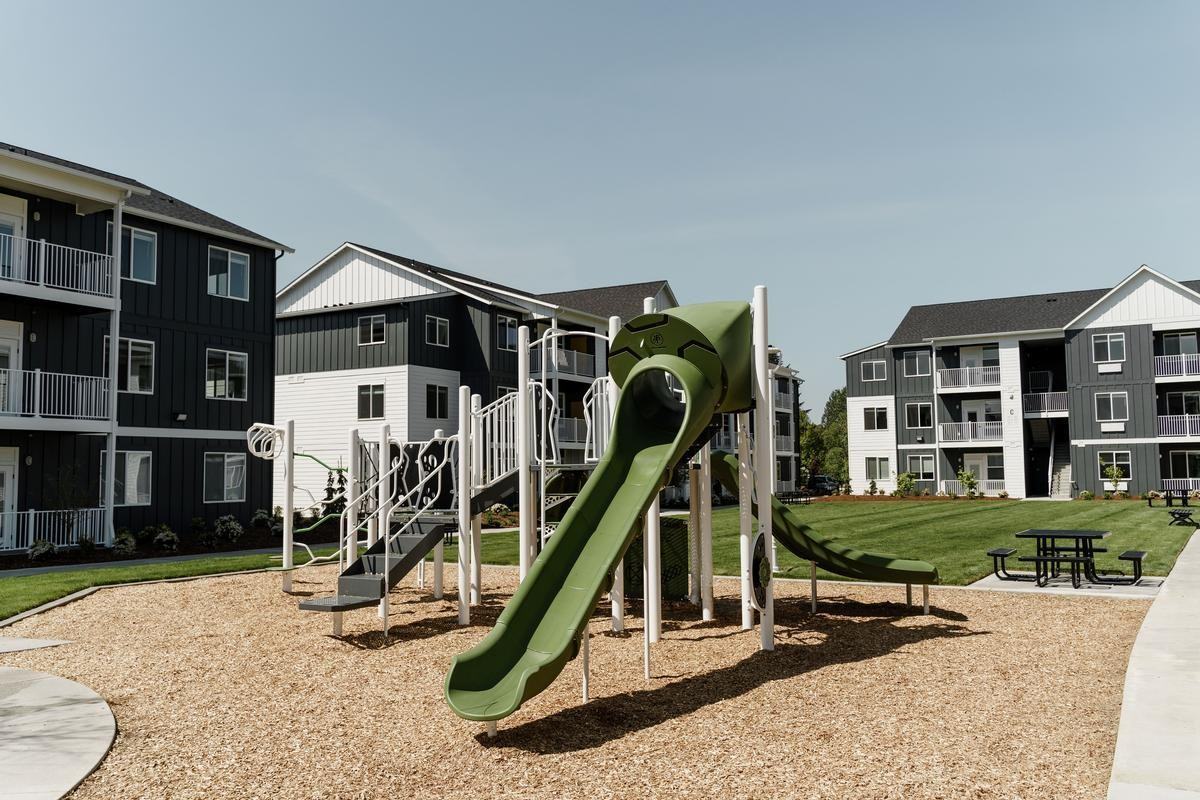 1724 West 15th Street