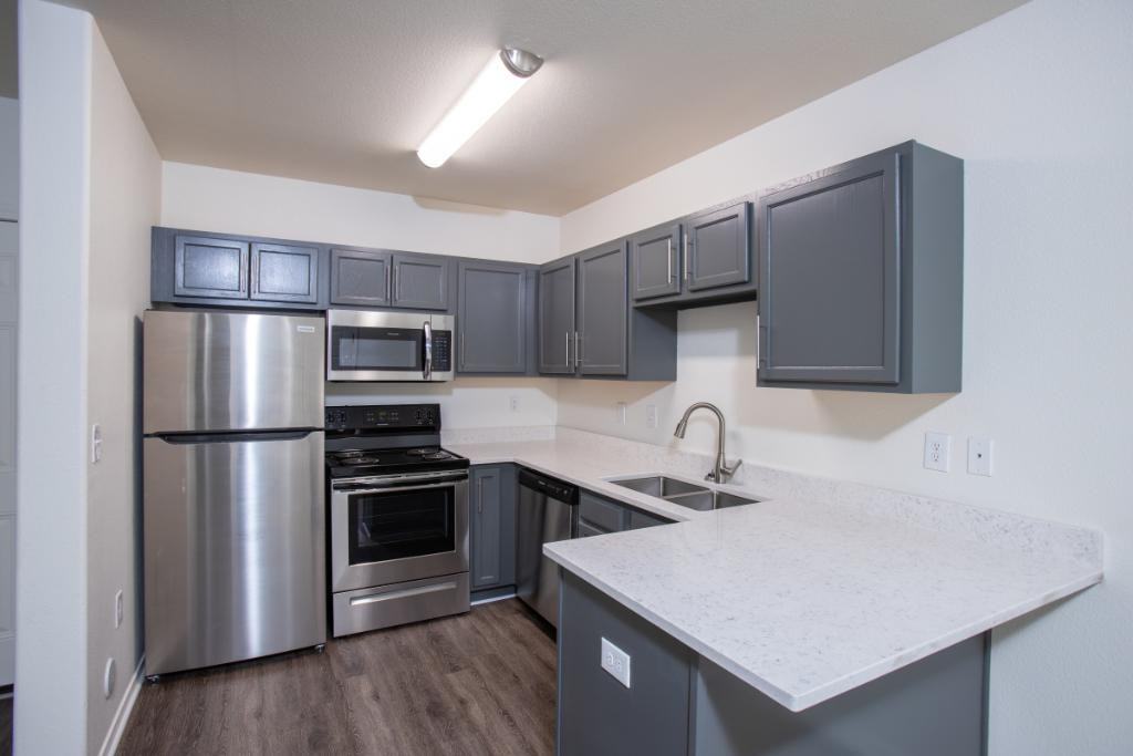 215 Walterscheid Blvd - Photo 3 of 30