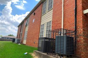 featured image of 1607 East Young Place