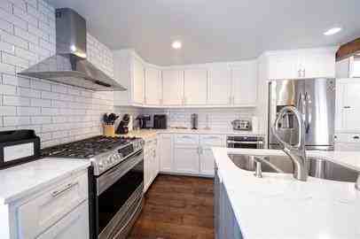 2819 Toledo Ave S - Photo 3 of 24