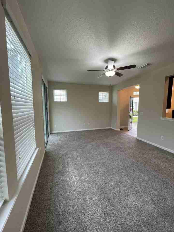 41 Nelson Ln - Photo 2 of 17