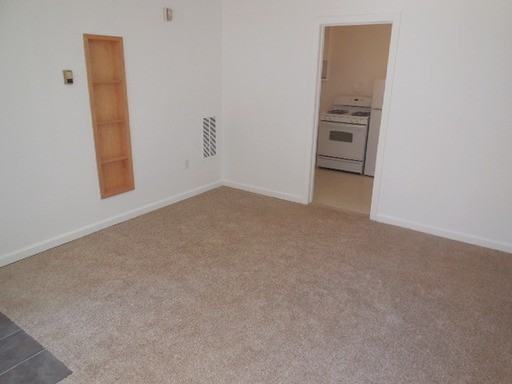 28 Prospect Dr #A - Photo 3 of 9